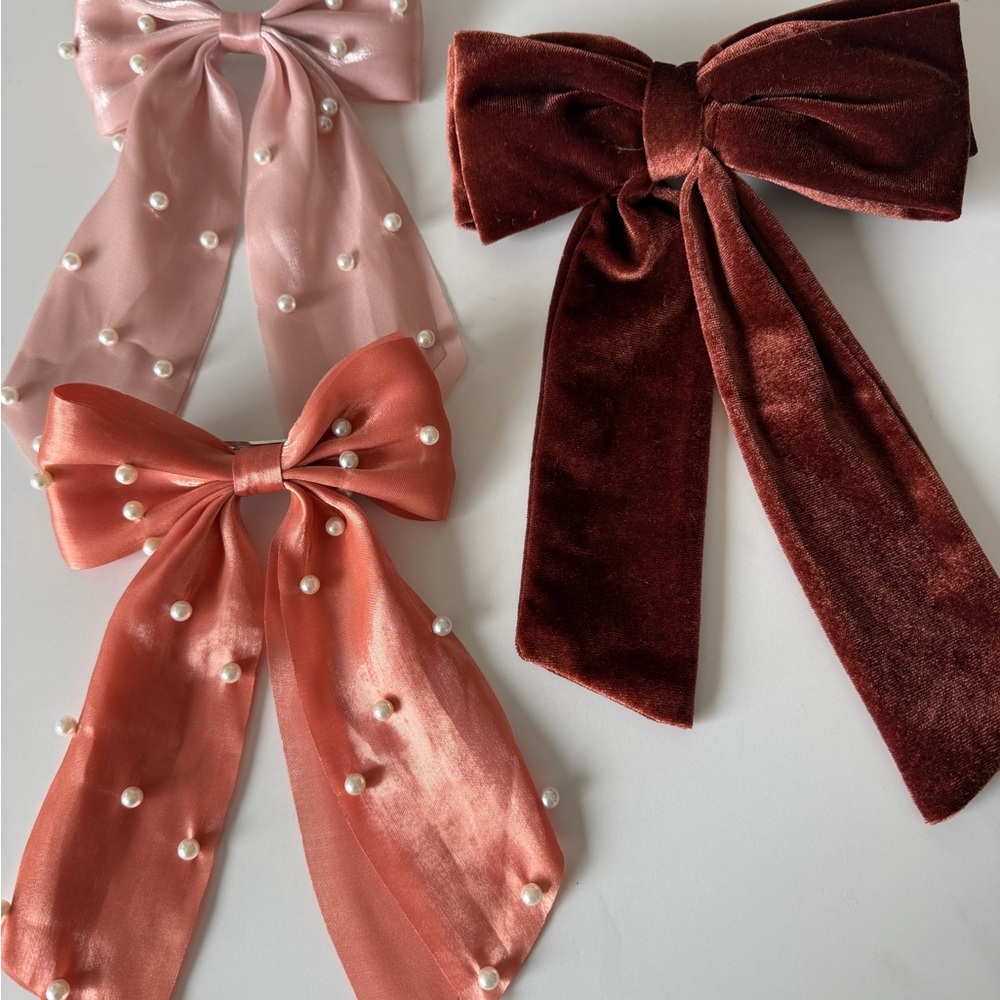 Bundle of 3 Elegant girl’s Pearl-Embellished Hair Bows EUC